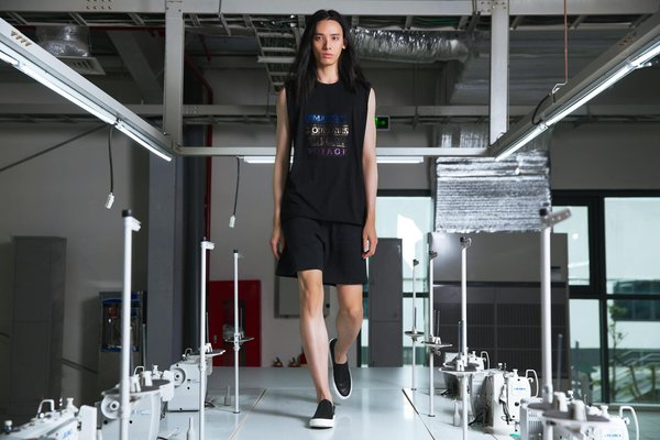 Mastering street style: how uk women transform trends into daily fashion statements